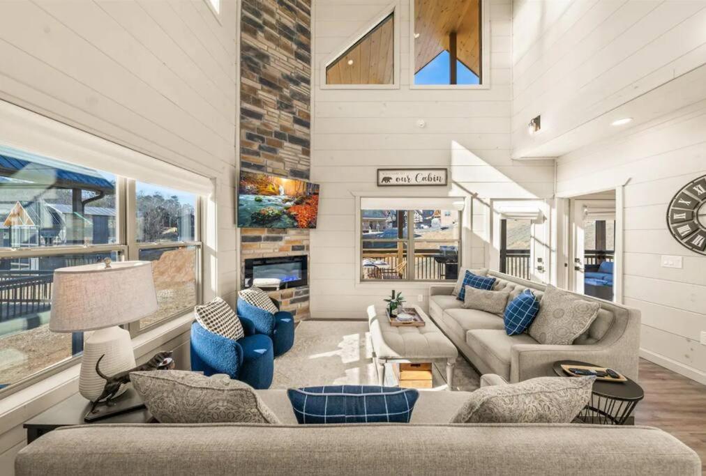 Smoky Fun Cabin Pigeon Forge Exterior foto